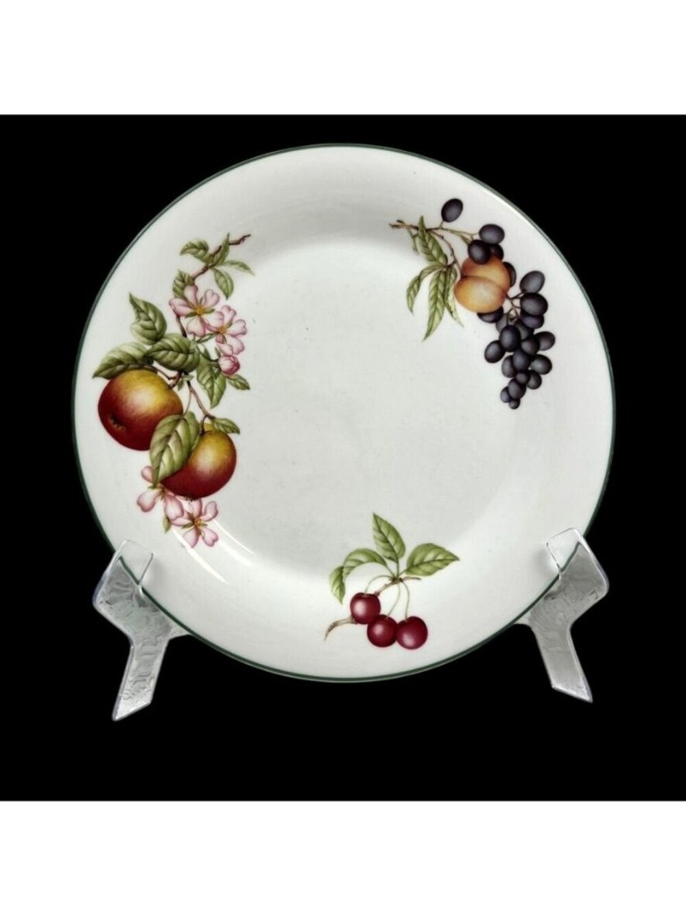 Royal Doulton China 4 Ashberry Dinner Plates 10.5" Fruit England White